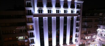Istanbul Royal Hotel