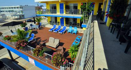 Nantucket Inn & Suites