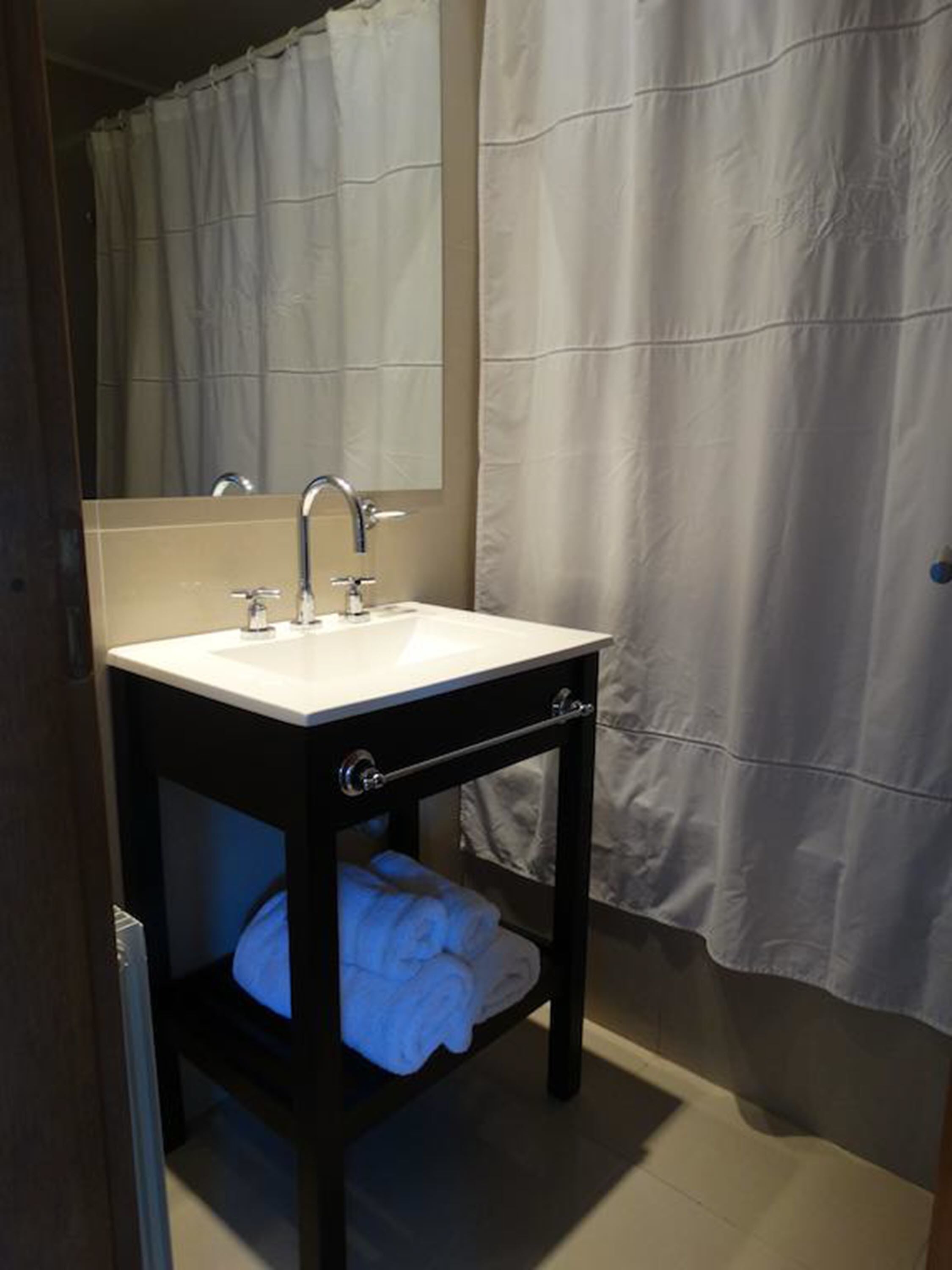 standard double room, 1 queen bed | in-room safe, free cots/infant beds, bed sheets