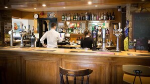 Bar (on property) - The Elks Head – Whitfield (Hexham)