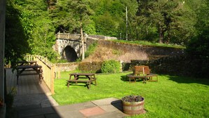 Property grounds - The Elks Head – Whitfield (Hexham)