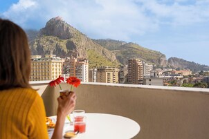 Deluxe Apartment (size L) | View from room