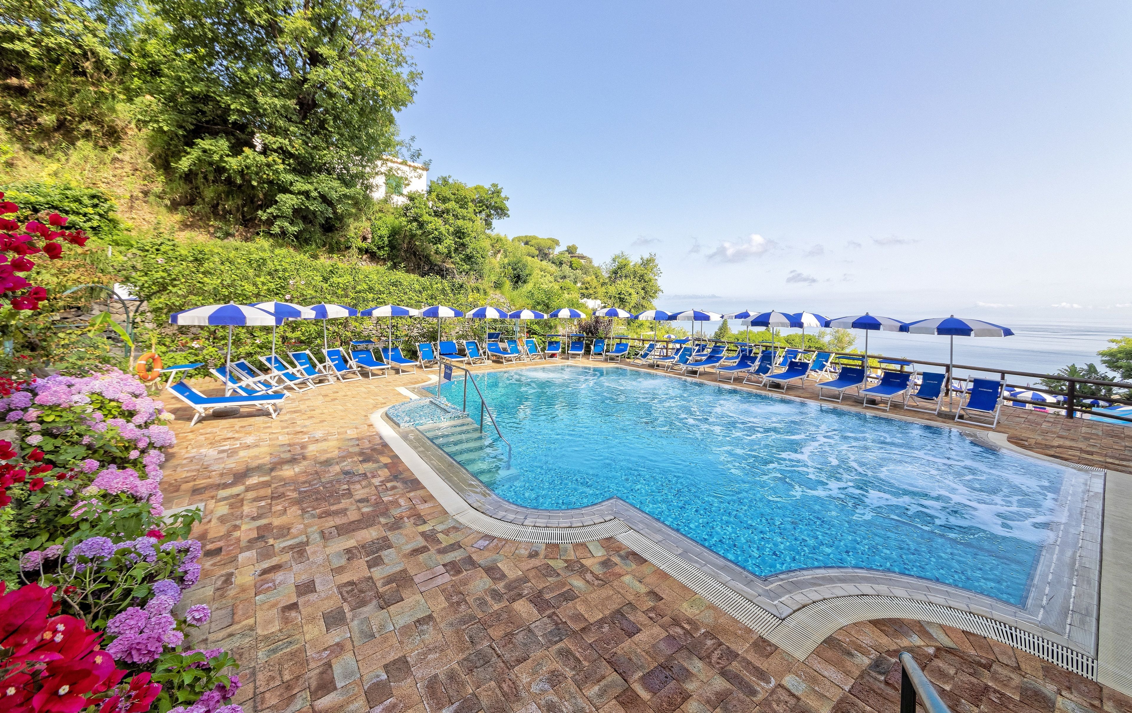 2 indoor pools, 8 outdoor pools, pool umbrellas, pool loungers