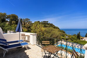 Suite Junior | Terrace/patio - Hotel Oasi Castiglione (Casamicciola Terme)