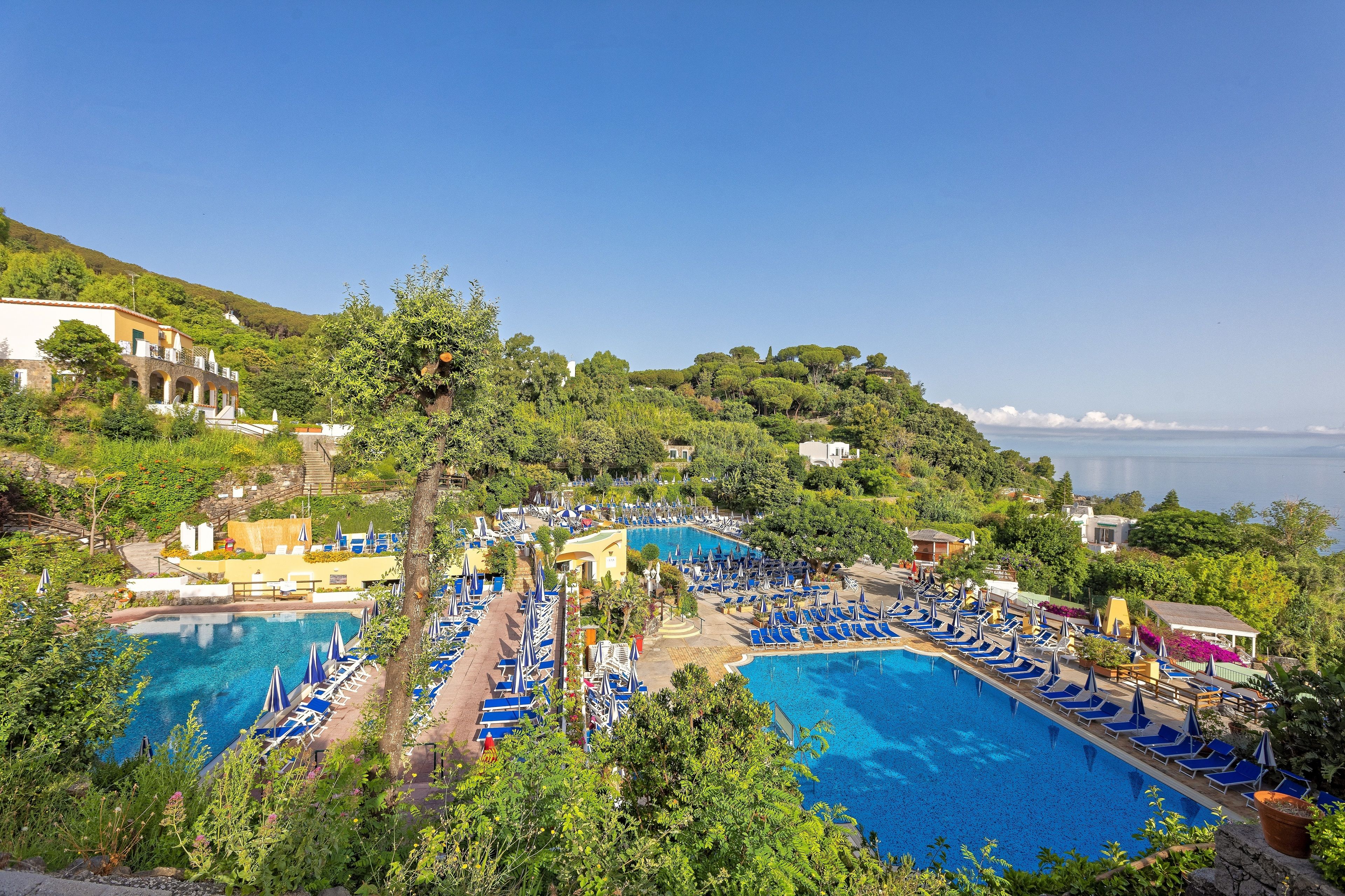 2 indoor pools, 8 outdoor pools, pool umbrellas, pool loungers