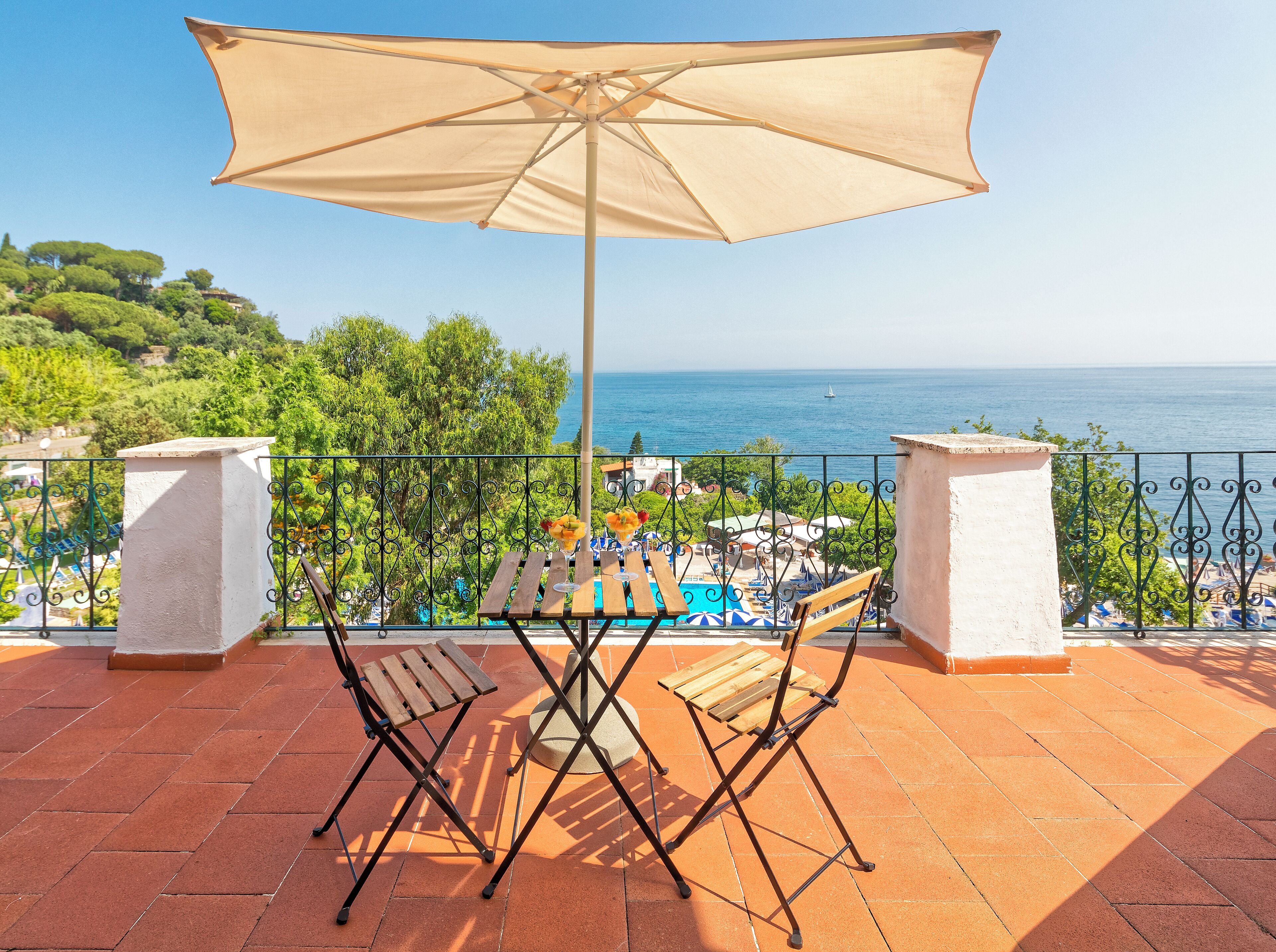 junior suite, terrace | water view