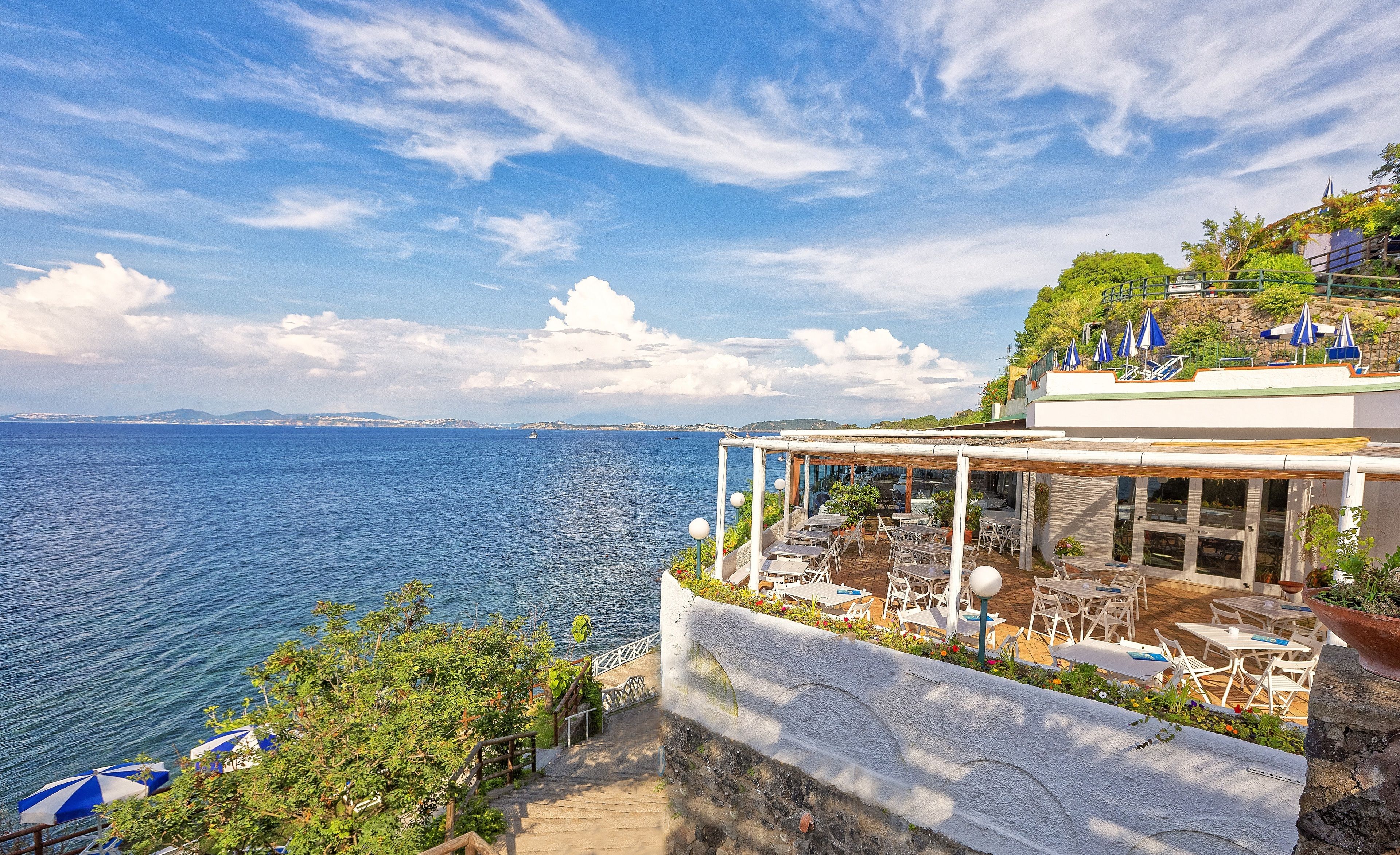 2 Restaurants, Frühstück, Mittagessen, Abendessen, italienische Küche