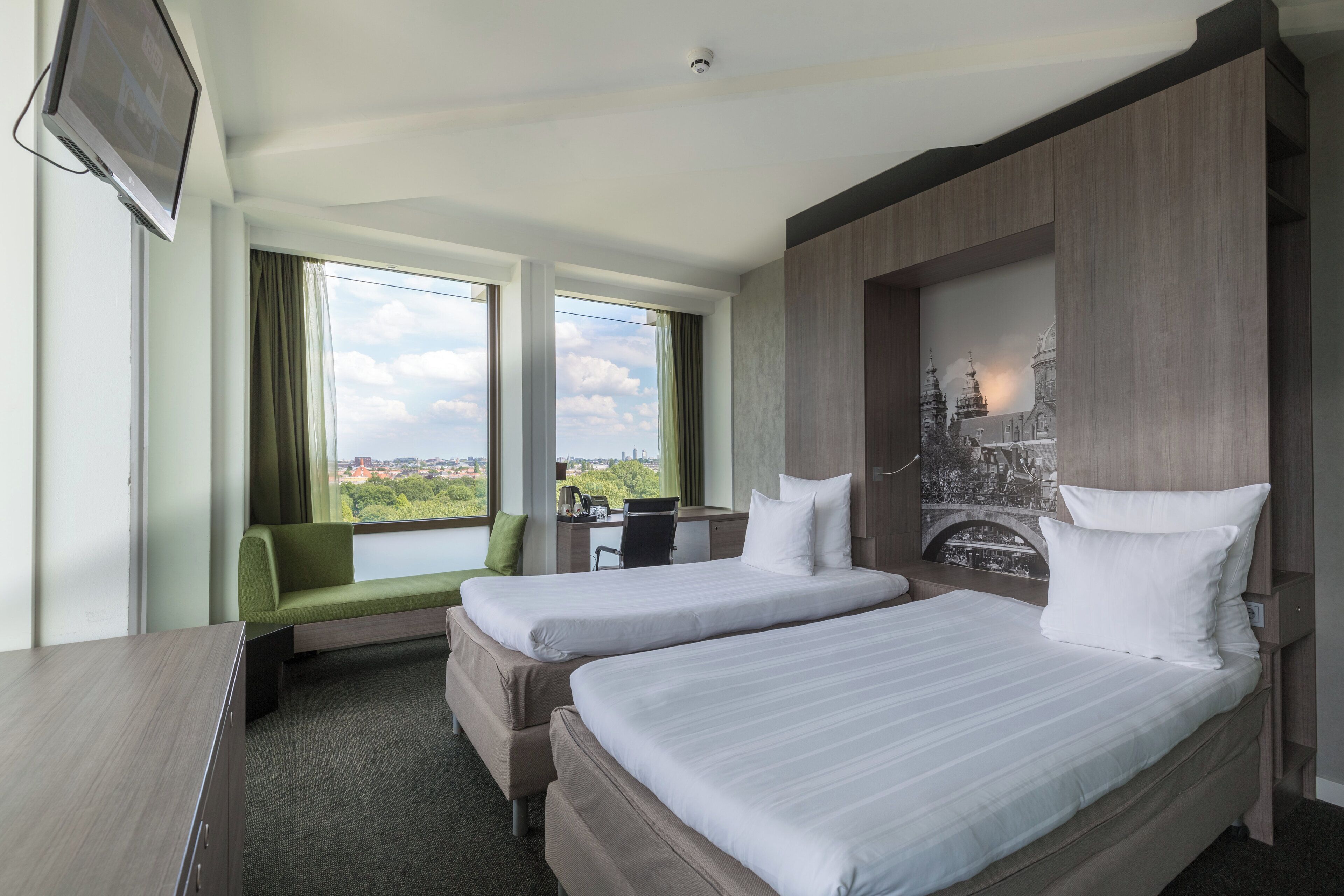 Comfort Room (1 Twin Bed)