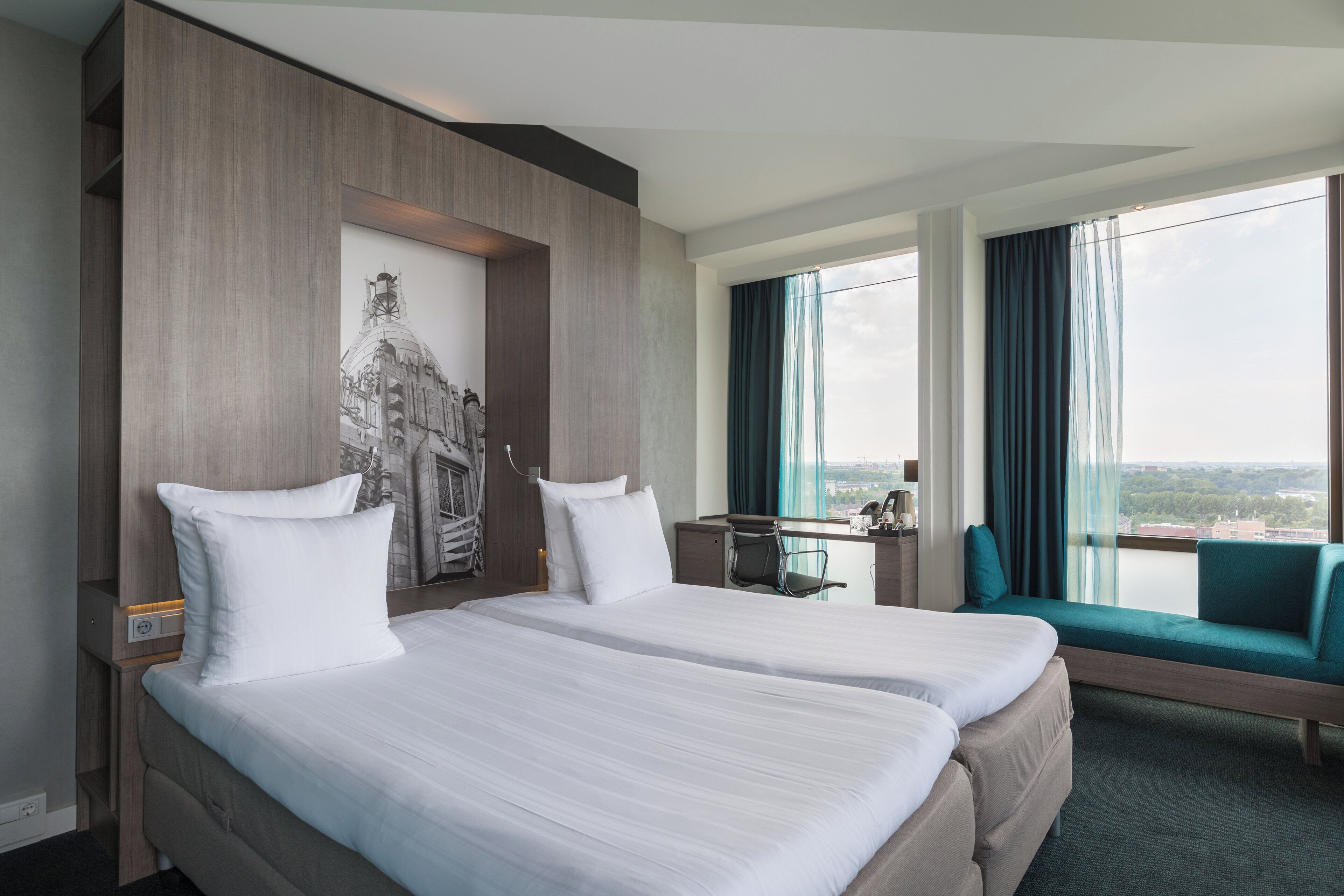 Deluxe Room (1 Twin Bed)