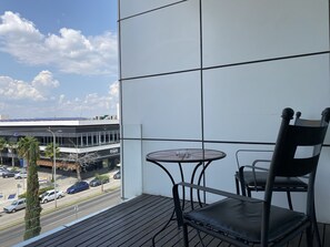 Chambre Double Junior, vue ville | Balcon