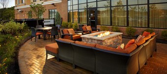 Courtyard by Marriott Pittsburgh Washington/Meadow Lands