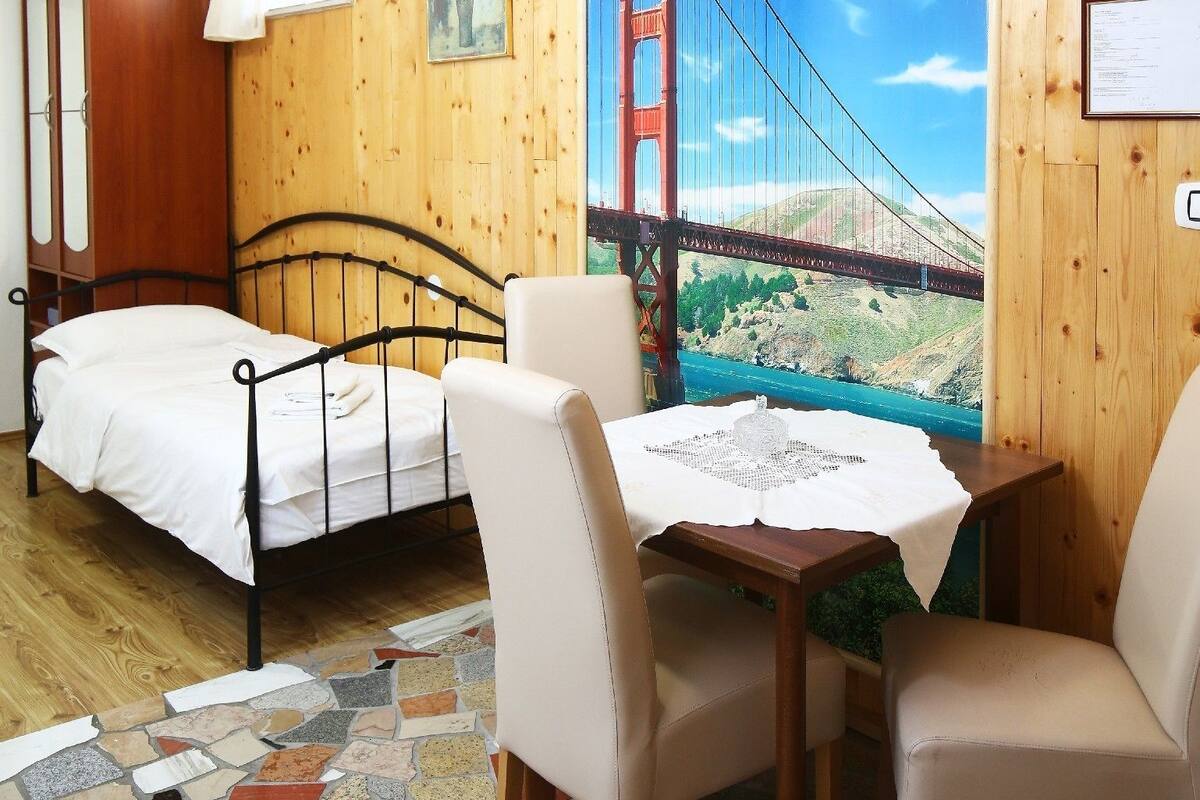 Ground studio 3 “single bed” apartment (1-3 pax) | Living area