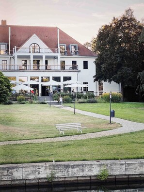 Garden - Akademie Berlin-schmöckwitz (Berlin)
