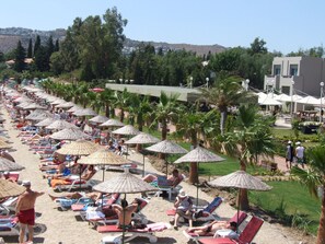 Private beach, sun loungers, beach umbrellas, beach towels