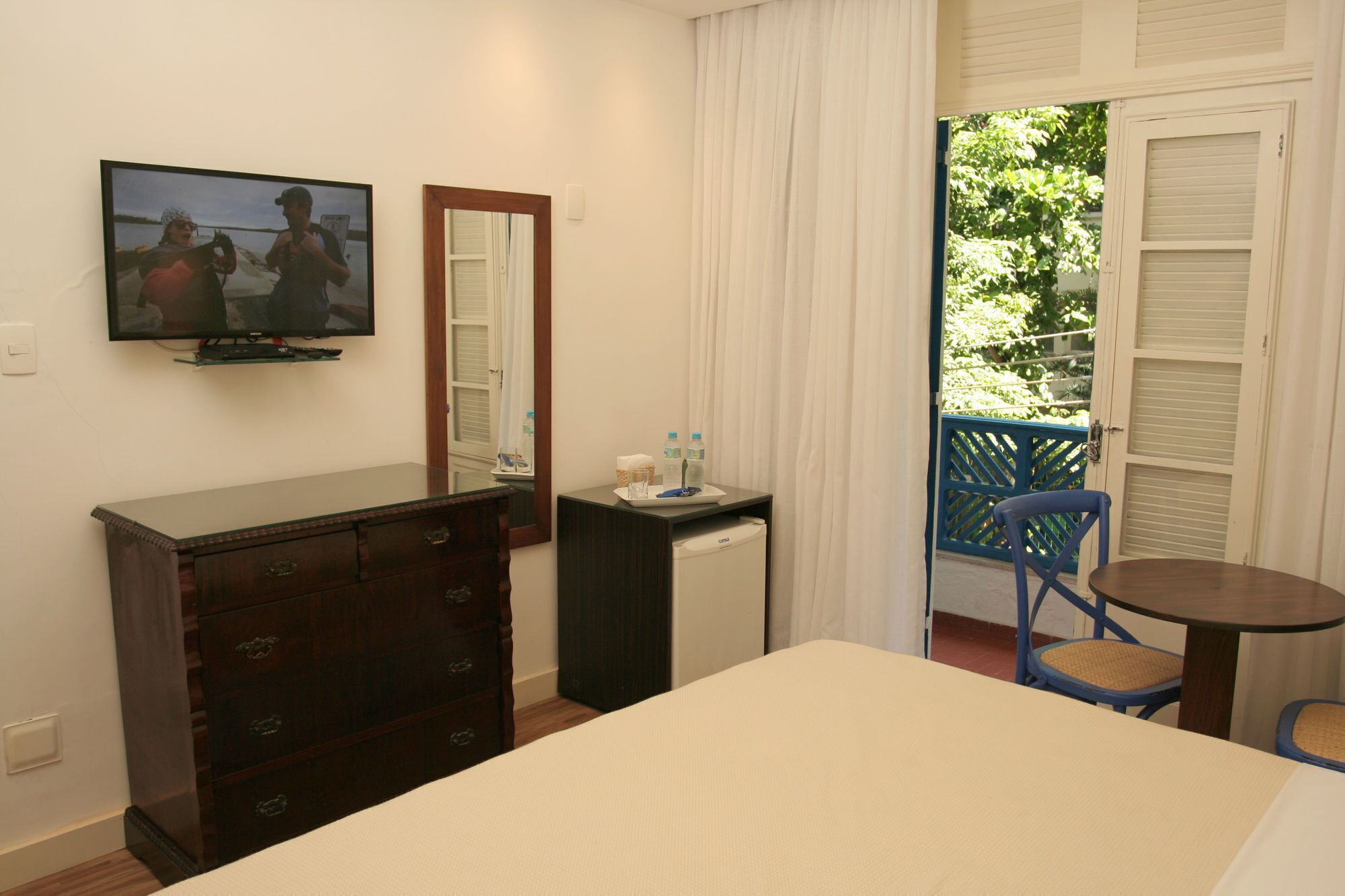 premium bedding, minibar, rollaway beds, free wifi