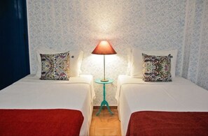 Chambre Standard avec lits jumeaux | Literie de qualité, minibar, lit d’appoint (supplément)
