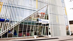A modern hotel with a glass facade, a prominent entrance, and a sign indicating it is a Centar hotel. - Garni Hotel Centar (Novi Sad)