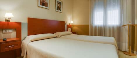 Dubbelrum eller tvåbäddsrum | Select Comfort-madrasser, extrasängar och gratis wi-fi