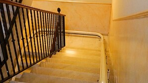 Ảnh chưa phân loại, 4 trong số 31 ảnh, nút
