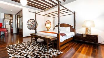 Ropa de cama de alta calidad y minibar con artículos gratuitos