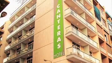 Majoituspaikan julkisivu