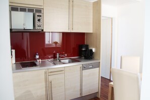 Apartment, Kitchen (Top 707) | Private kitchen