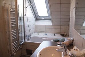 Bathroom - Checkvienna - Maria-theresien-strasse (Vienna)