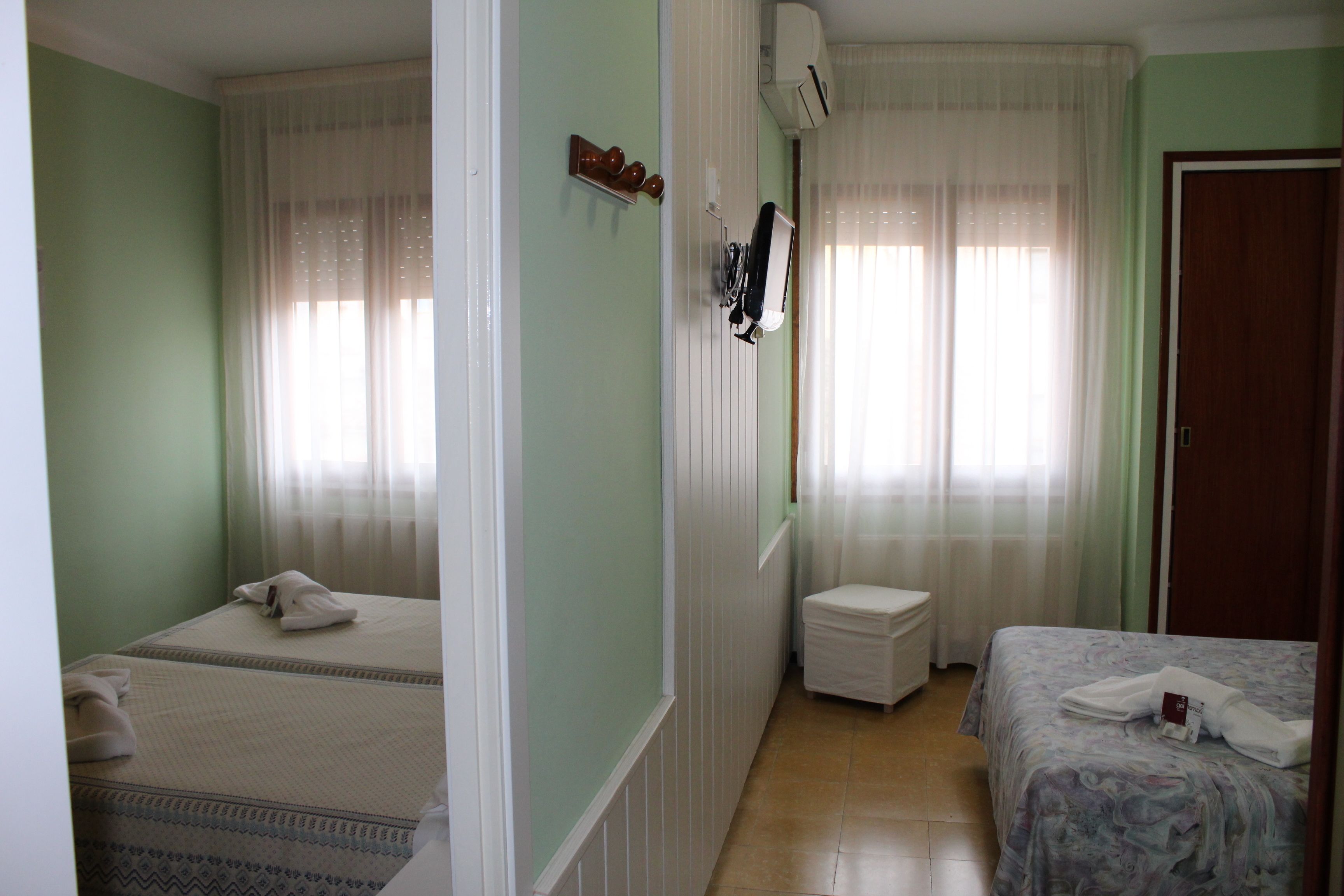 Foto - Hostal Fabrellas