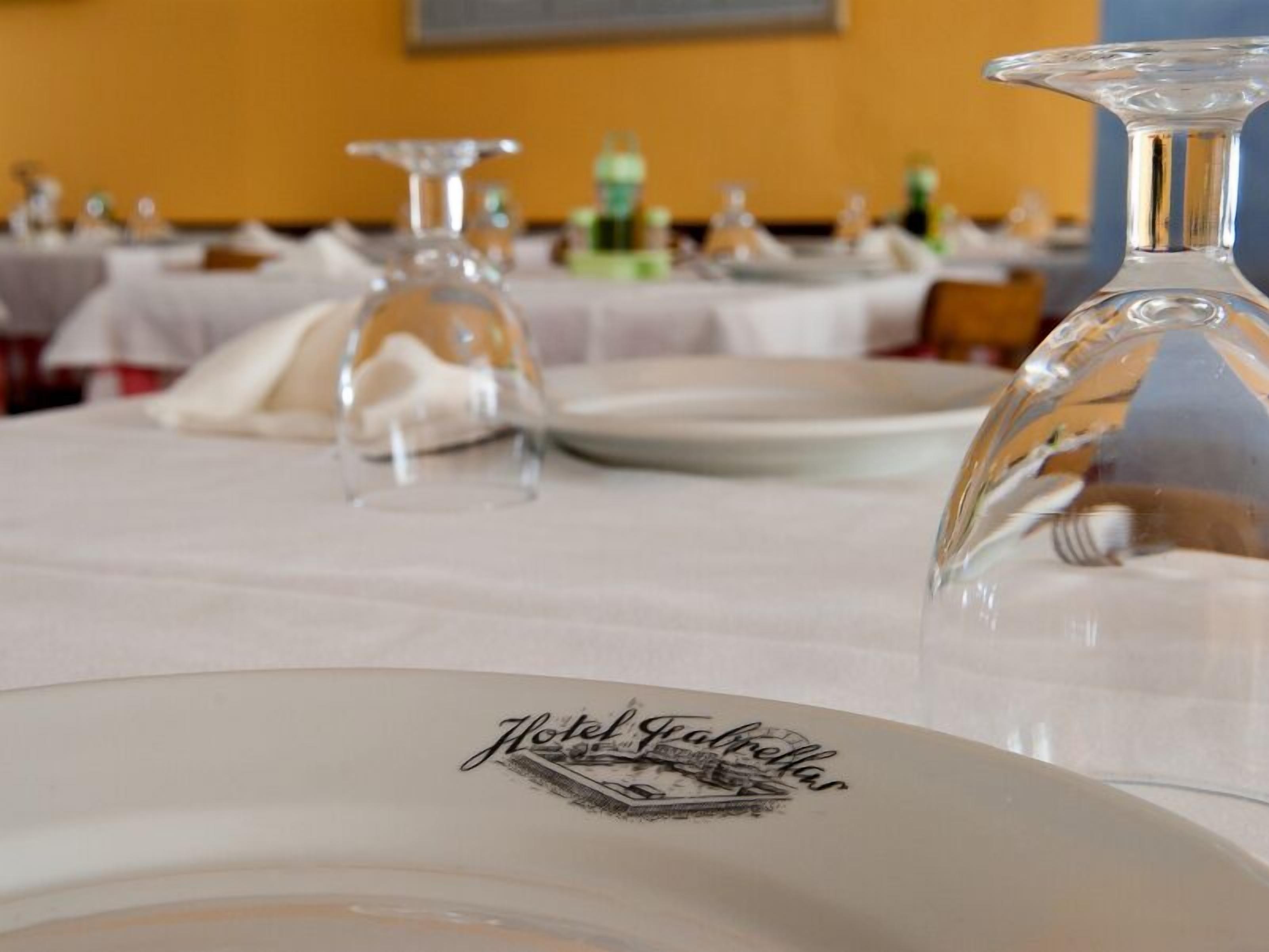 Foto - Hostal Fabrellas