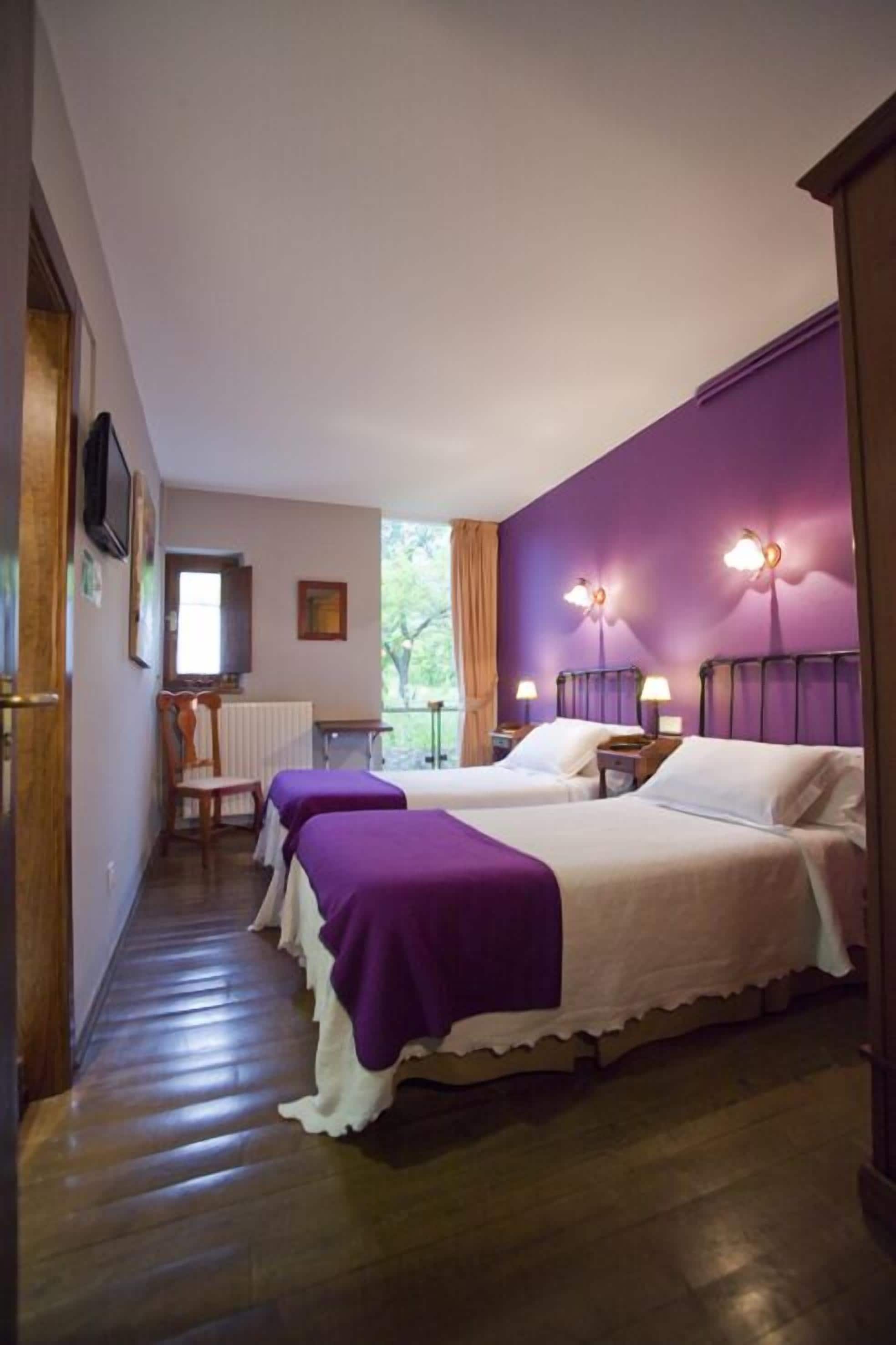 double room | in-room safe, desk, iron/ironing board, cots/infant beds