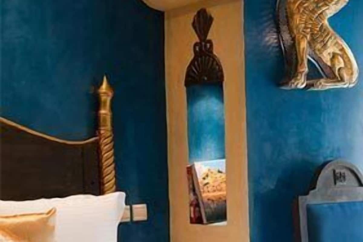 junior suite (alexander the great) | egyptian cotton sheets, select comfort beds, minibar, in-room safe