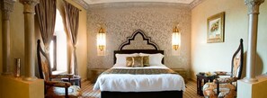 Egyptian cotton sheets, Select Comfort beds, minibar, in-room safe - Le Temple des Arts (Ouarzazate)