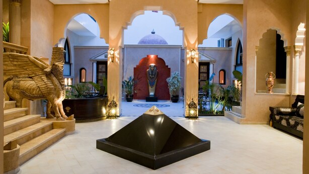 Unclassified image, 1 of 57, button - Le Temple des Arts (Ouarzazate)