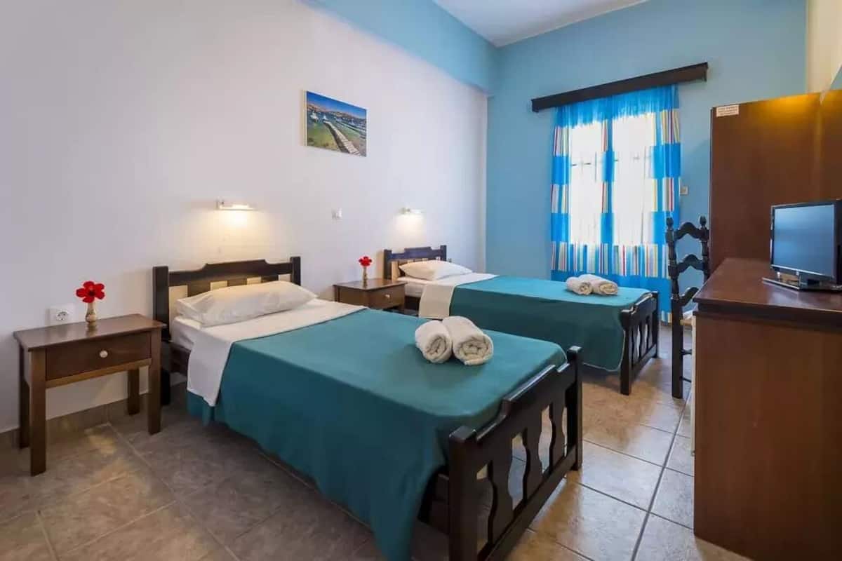 Twin Room, Garden View | 1 bedroom, free cribs/infant beds, free WiFi, bed sheets