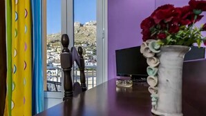Twin Room (Front View) | Living area | Flat-screen TV - Elefteria (Leros)