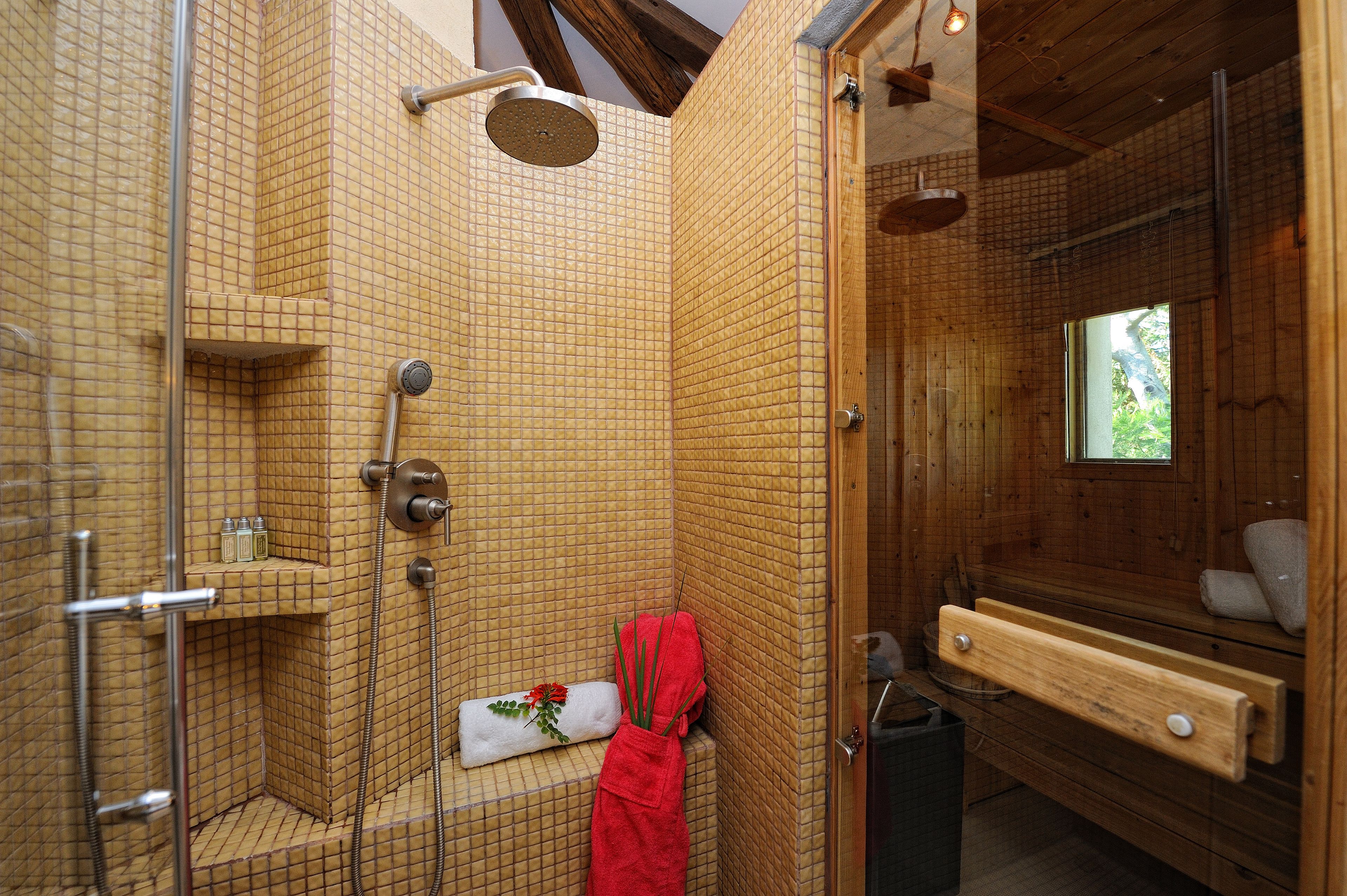 superior suite | premium bedding, minibar, in-room safe, individually decorated