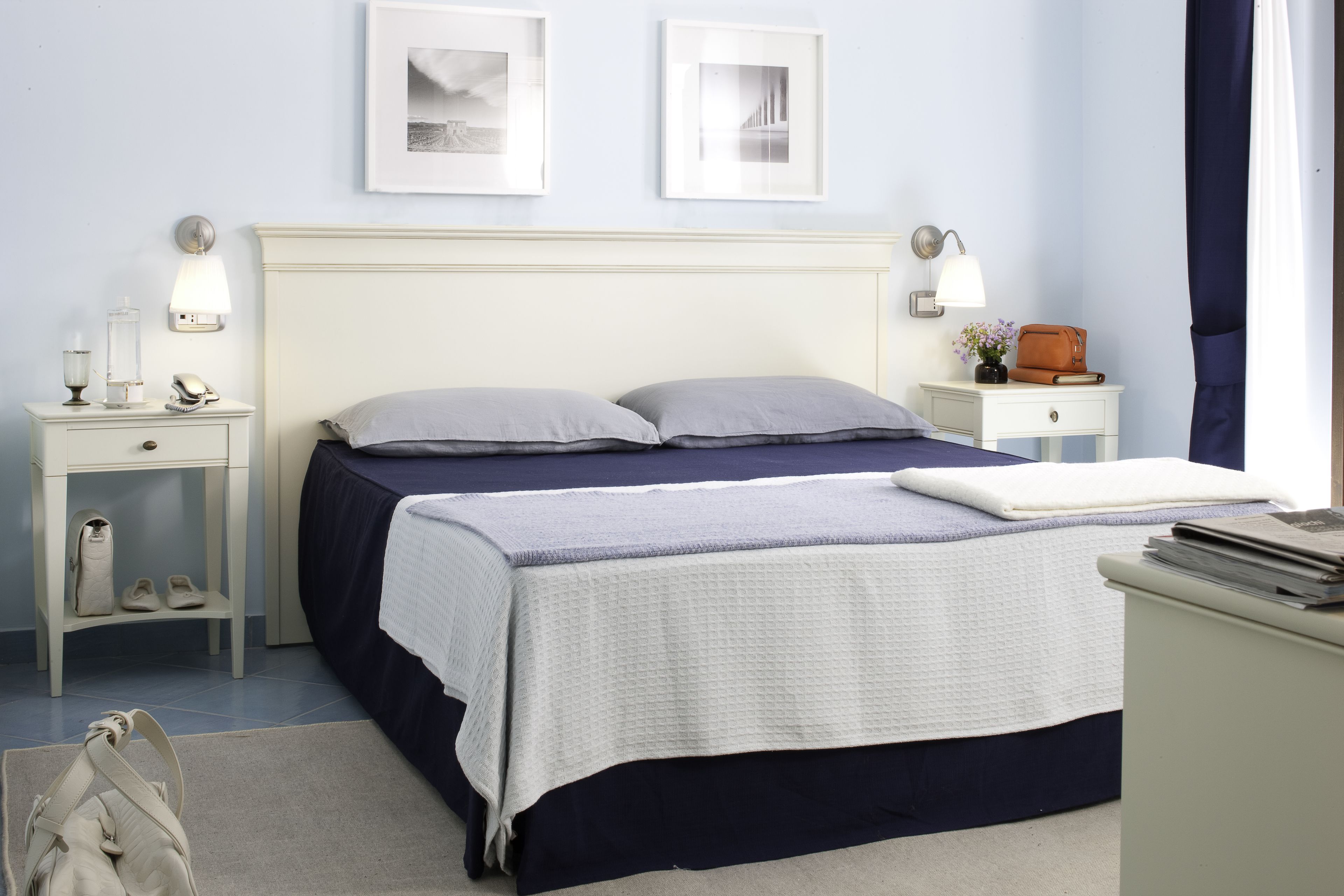 Minibar, caja fuerte, escritorio y sistema de insonorización