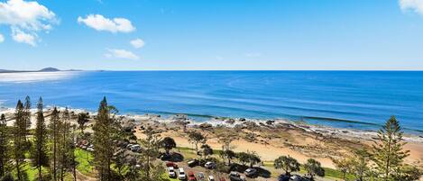 2 Bedroom Beachfront with Rooftop  | Beach/ocean view