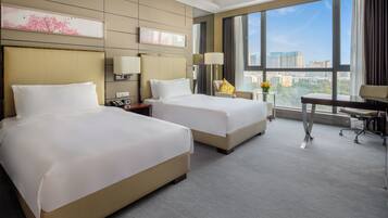 1 bedroom, minibar, in-room safe, desk