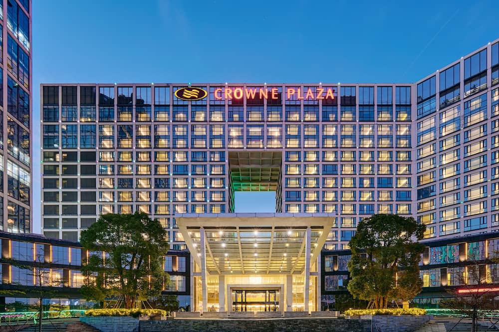 Crowne Plaza Shenzhen Longgang City Centre by IHG
