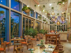 Exterior - Grand Mercure Danang (Da Nang)