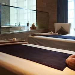 Couples treatment rooms, sauna, hot tub, steam room, body treatments
