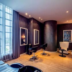 Couples treatment rooms, sauna, hot tub, steam room, body treatments