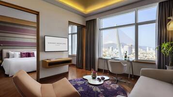 In-room safe, desk, blackout drapes, soundproofing