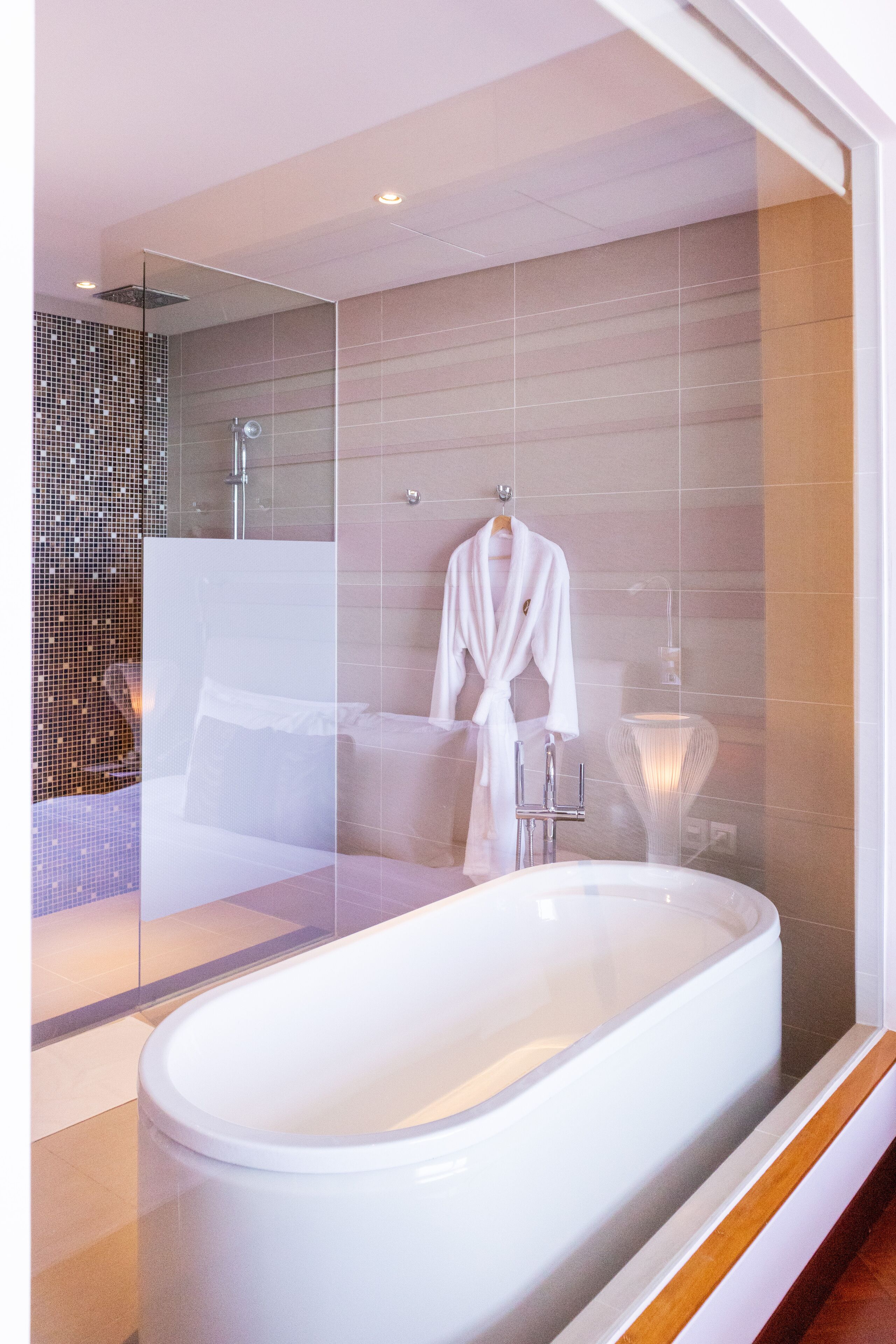 family suite, multiple beds, executive level | bathroom | shower, eco-friendly toiletries, hair dryer, bathrobes