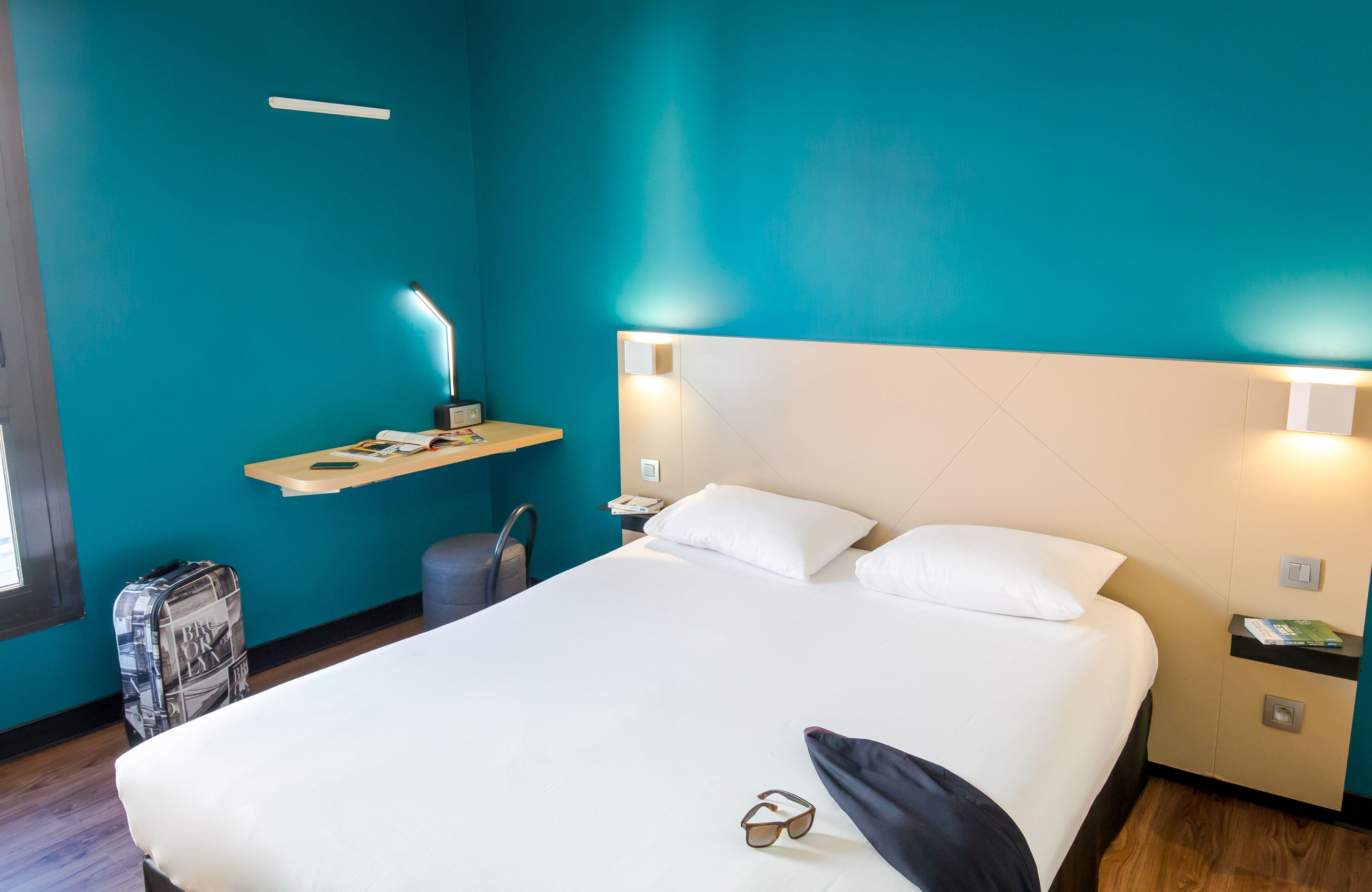 double room, non smoking | premium bedding, in-room safe, desk, blackout curtains