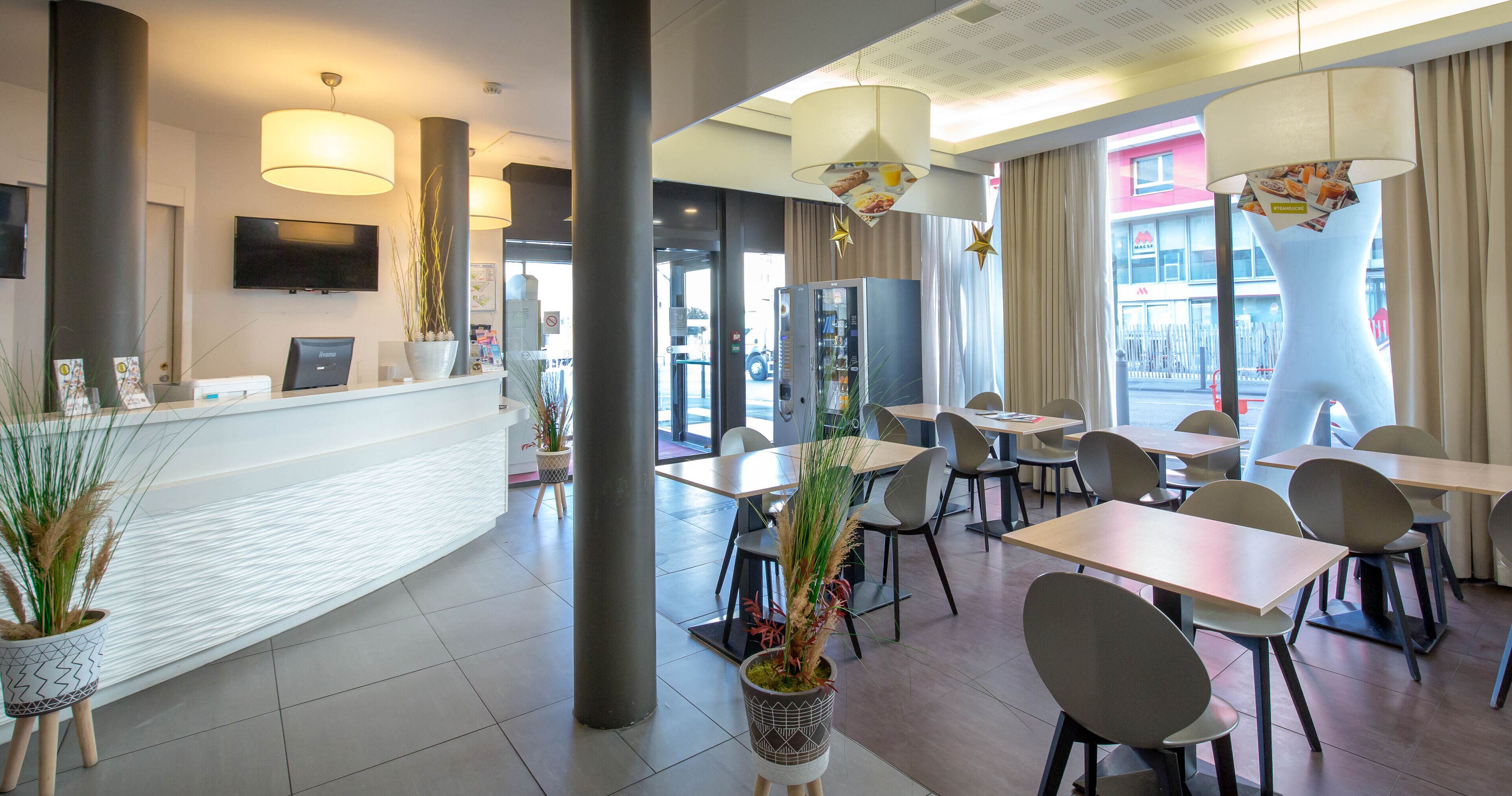 Photo - B&B HOTEL Marseille Centre La Timone