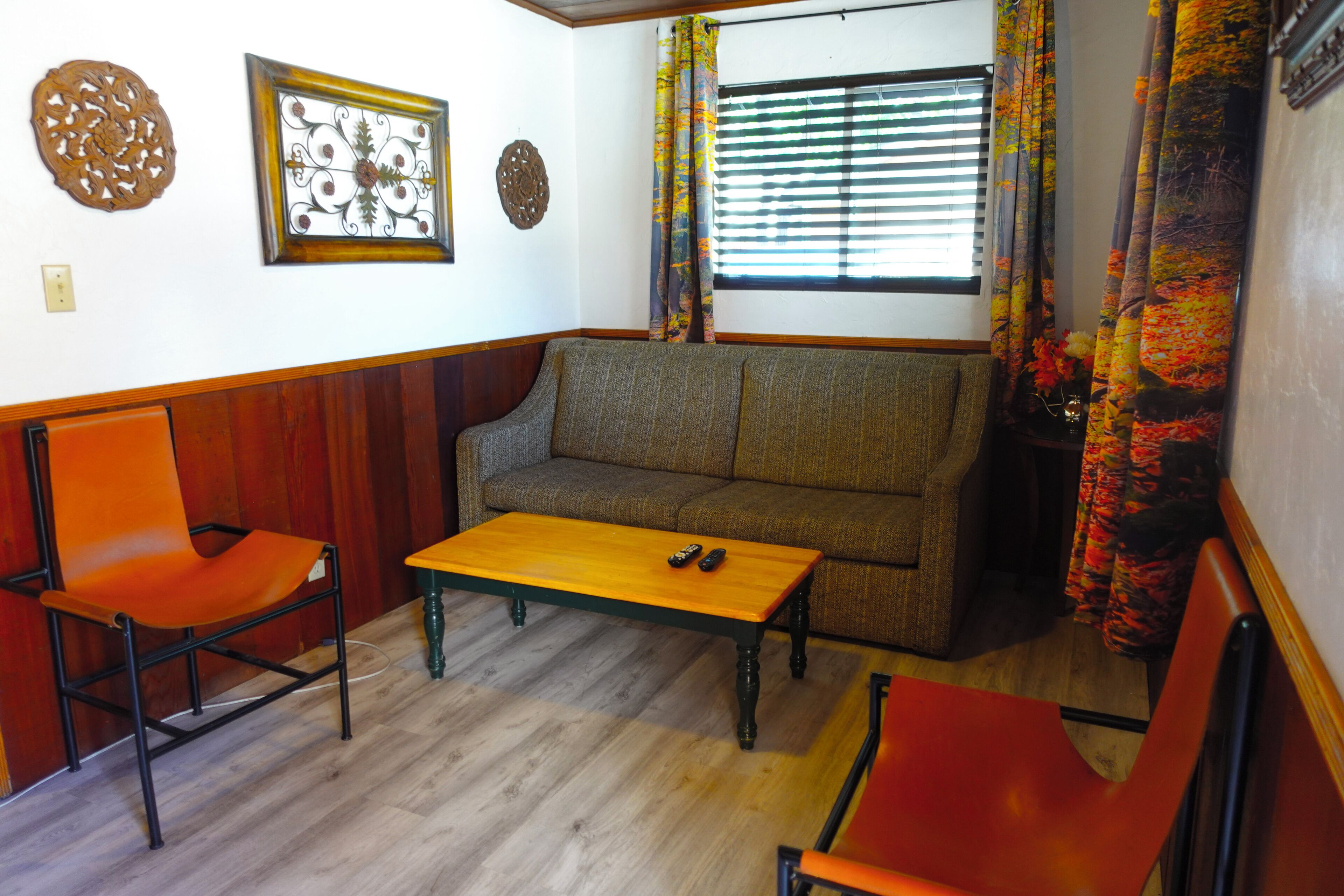 mint fawn cabin | living area | 32-inch tv with cable channels