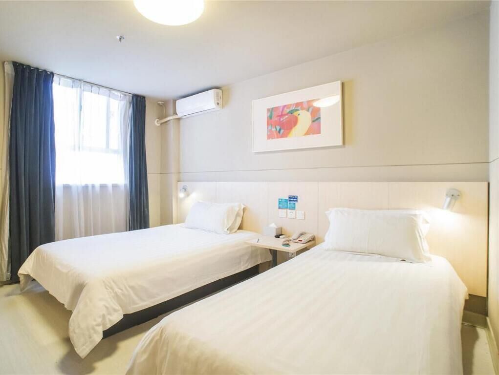 desk, blackout curtains, iron/ironing board, free wifi