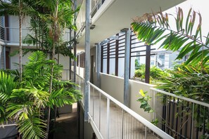 Exterior - Grand Mercure Apartments Magnetic Island (Nelly Bay)